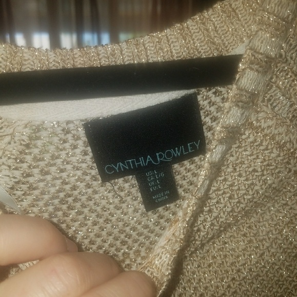 Gold sheer sweater - Picture 2 of 2